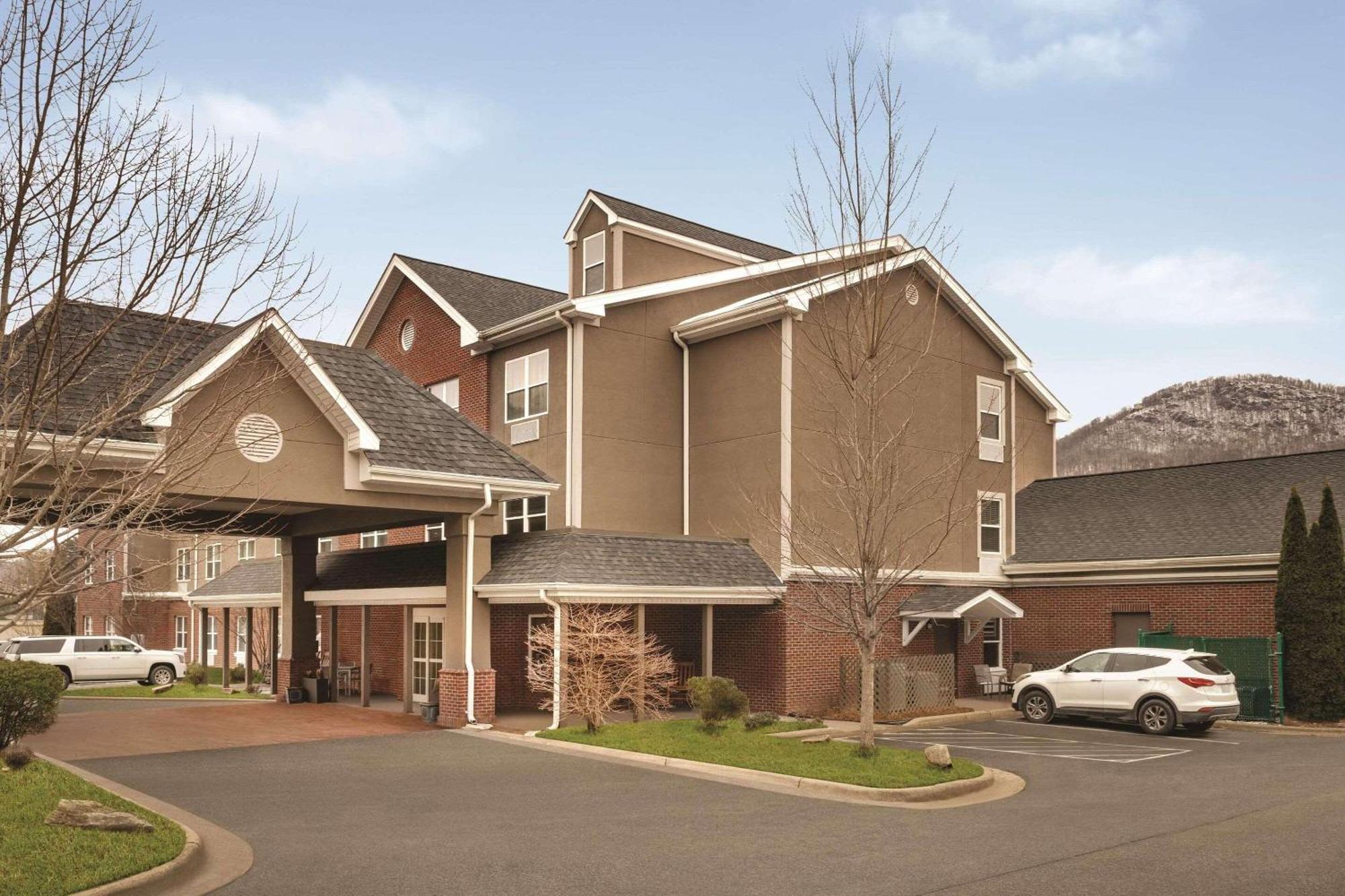 Country Inn & Suites By Radisson, Boone, Nc ภายนอก รูปภาพ