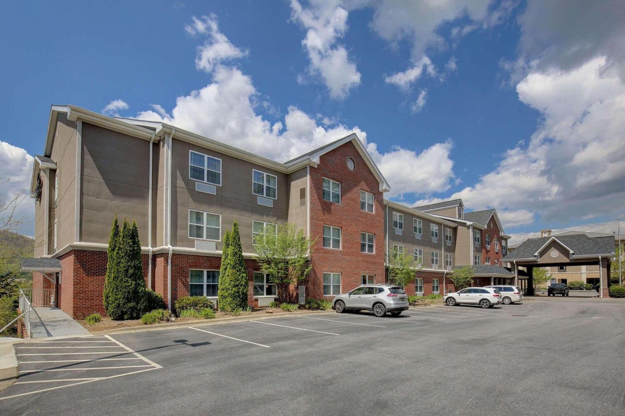Country Inn & Suites By Radisson, Boone, Nc ภายนอก รูปภาพ