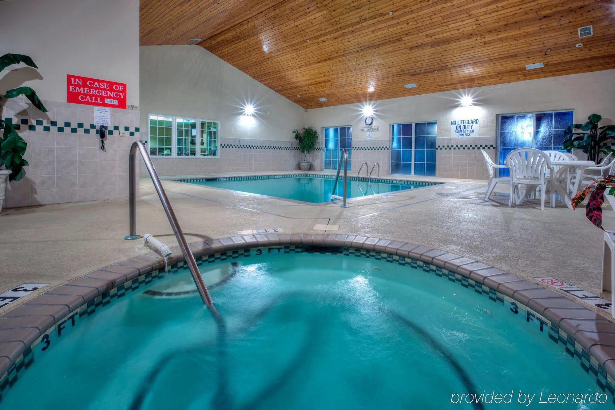 Country Inn & Suites By Radisson, Boone, Nc ภายนอก รูปภาพ